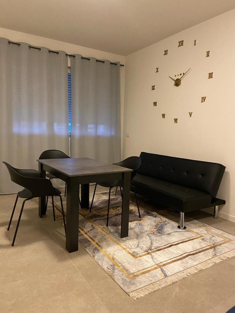 Miriam Appartement Bergamo Buitenkant foto